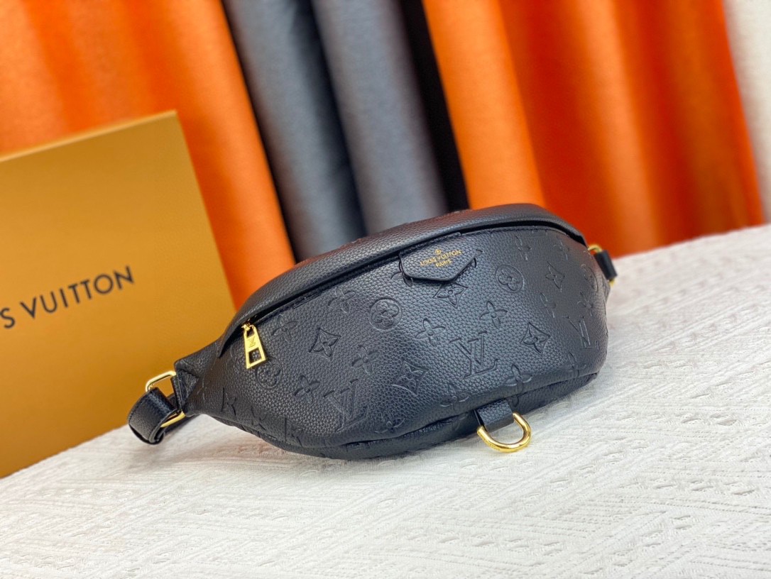 LOUIS VUITTON（ルイヴィトン）BUMBAG ウエストバッグ M44812-BRAND OFF
