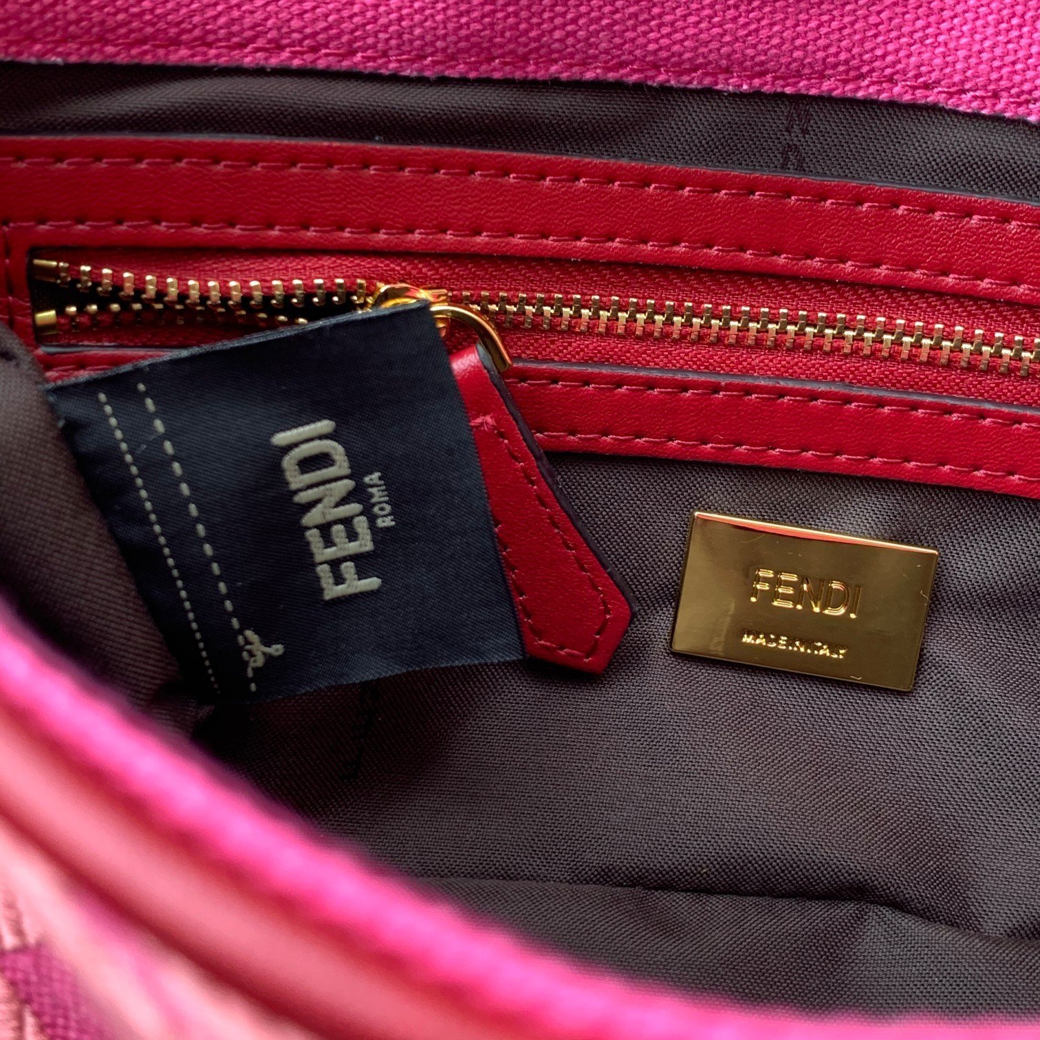 FENDI（フェンディ） メッセンジャーバッグ 26X14X4 CM-BRAND OFF