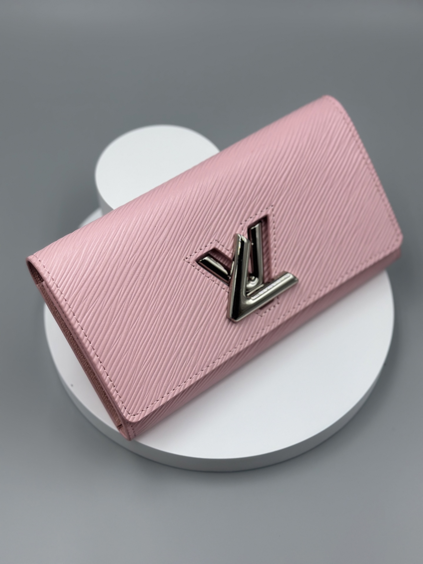 LOUIS VUITTON ルイヴィトン LV Twist 財布 シルバー金具 M61179-BRAND OFF