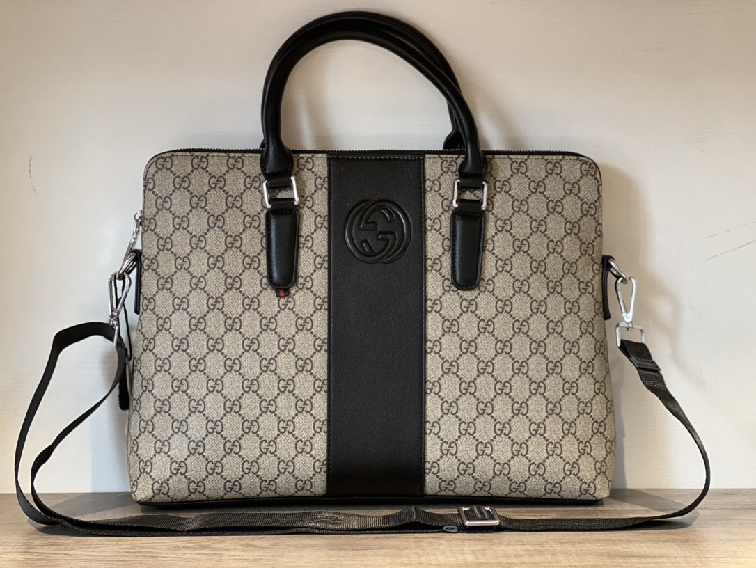 GUCCI 〔グッチ 〕ハンドバッグ-BRAND OFF