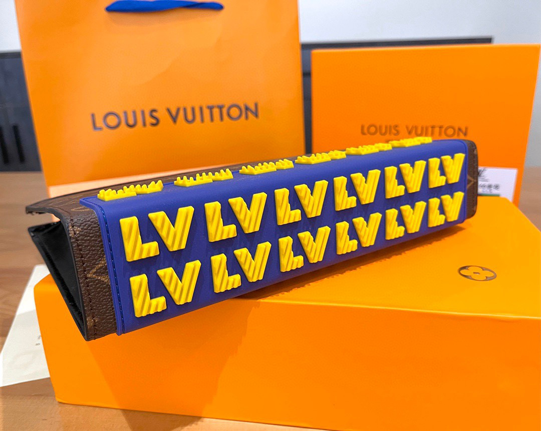 LOUIS VUITTON（ルイヴィトン）クラッチバッグ 26*20*5cm-BRAND OFF