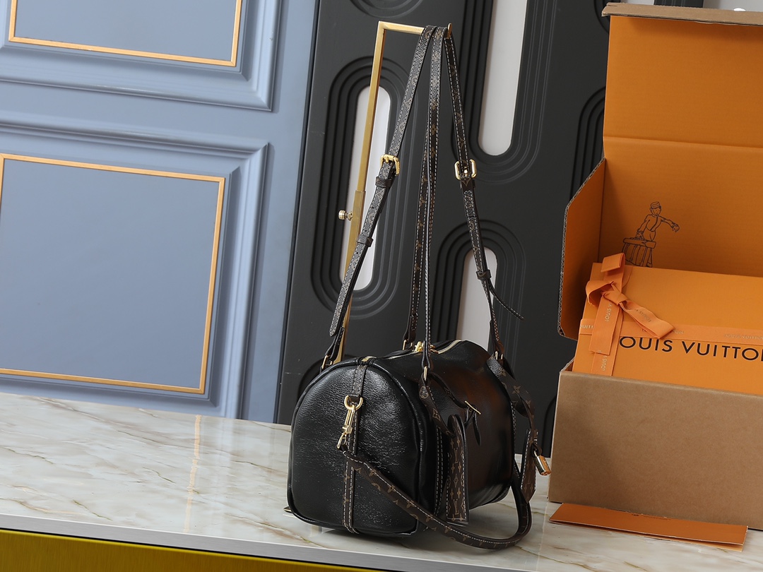 LOUIS VUITTON ルイヴィトン 大人気 ショルダーバッグ M13668 M13667-BRAND OFF