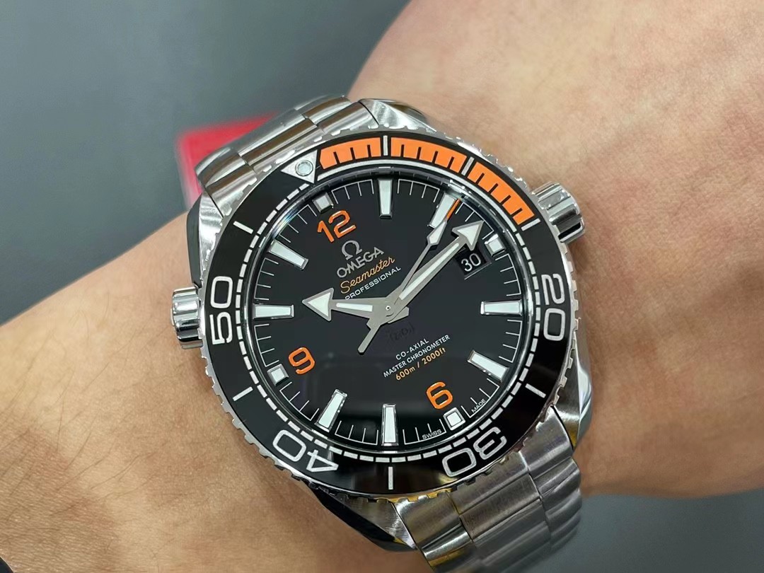 Omega Seamaster Planet Ocean Co-Axial Master Chronometer 215.30.44.21.01.002-BRAND OFF