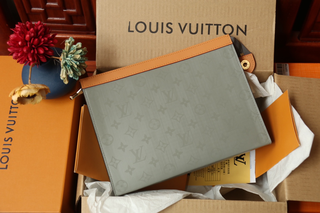 LOUIS VUITTON（ルイヴィトン）POCHETTE VOYAGE クラッチバッグ M61692-BRAND OFF