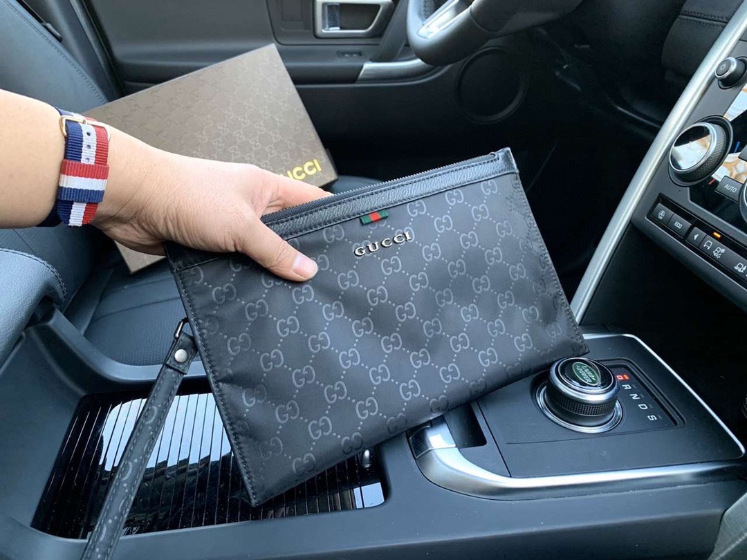 GUCCI 〔グッチ 〕クラッチバッグ-BRAND OFF