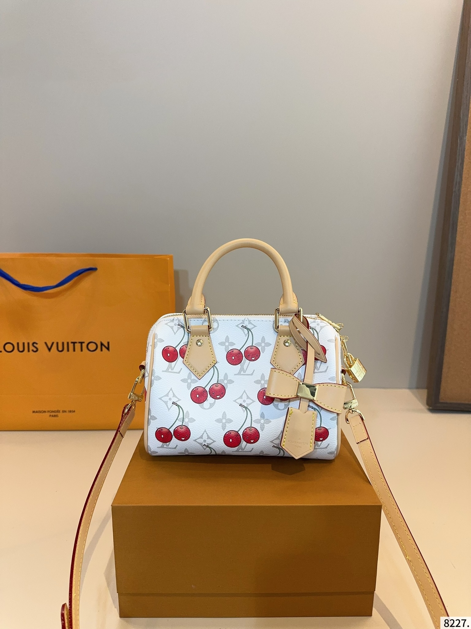 LOUIS VUITTON ルイヴィトン ★大人気 SPEEDY Retiro ショルダーバッグ-BRAND OFF