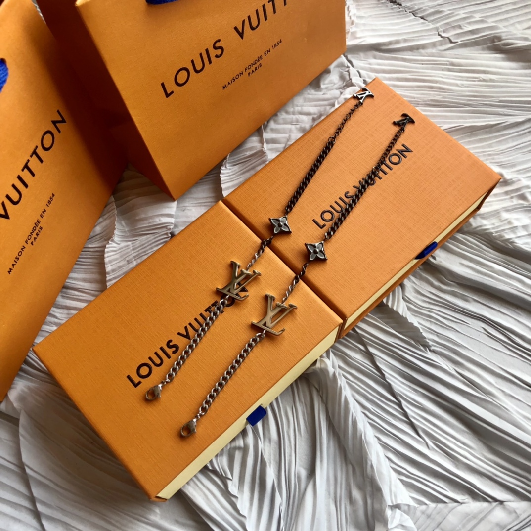 LOUIS VUITTON（ルイヴィトン）チェーンブレスレット-BRAND OFF
