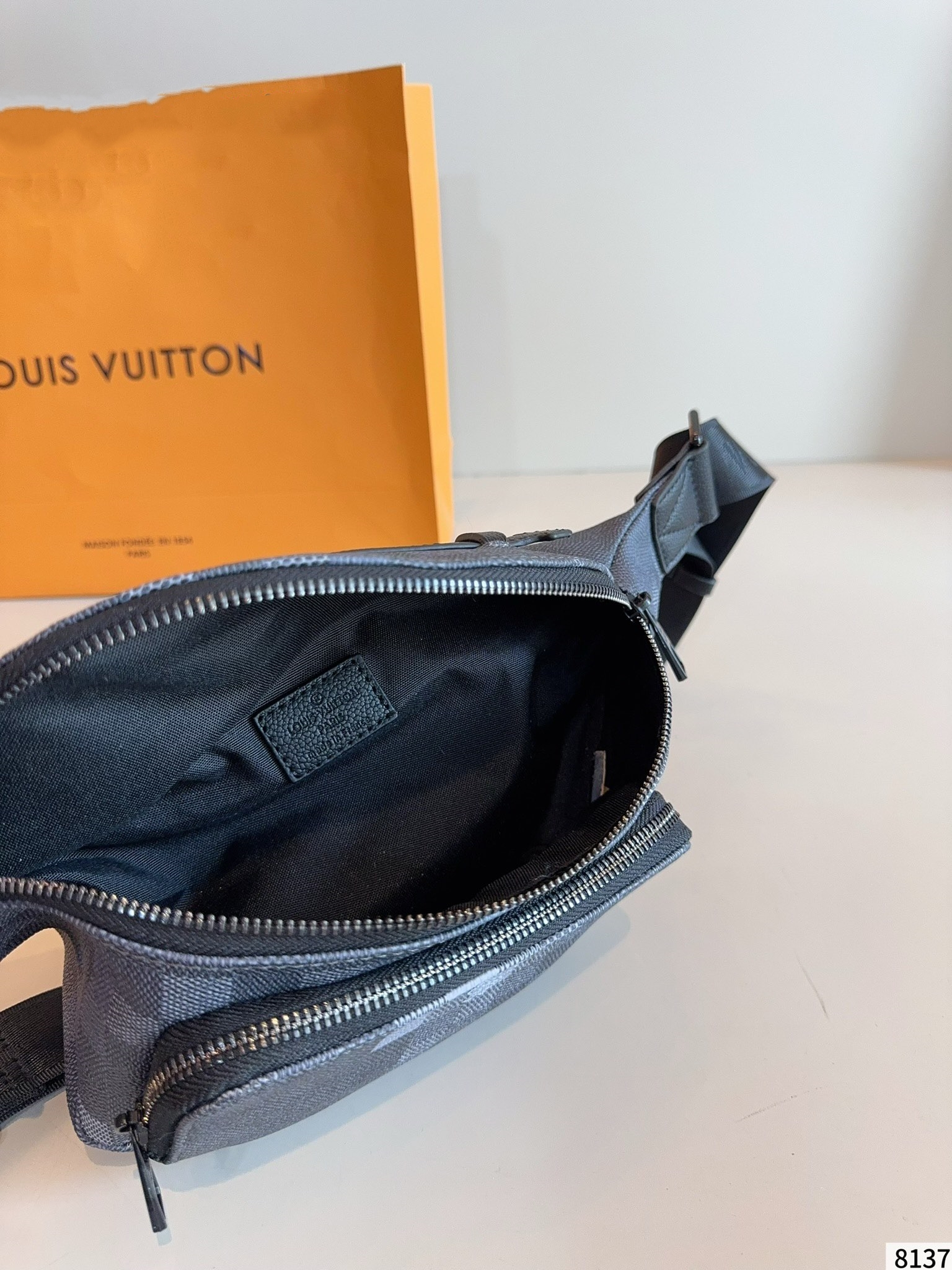 LOUIS VUITTON ルイヴィトン ★超人気ウエストバッグ チェストバッグ-BRAND OFF