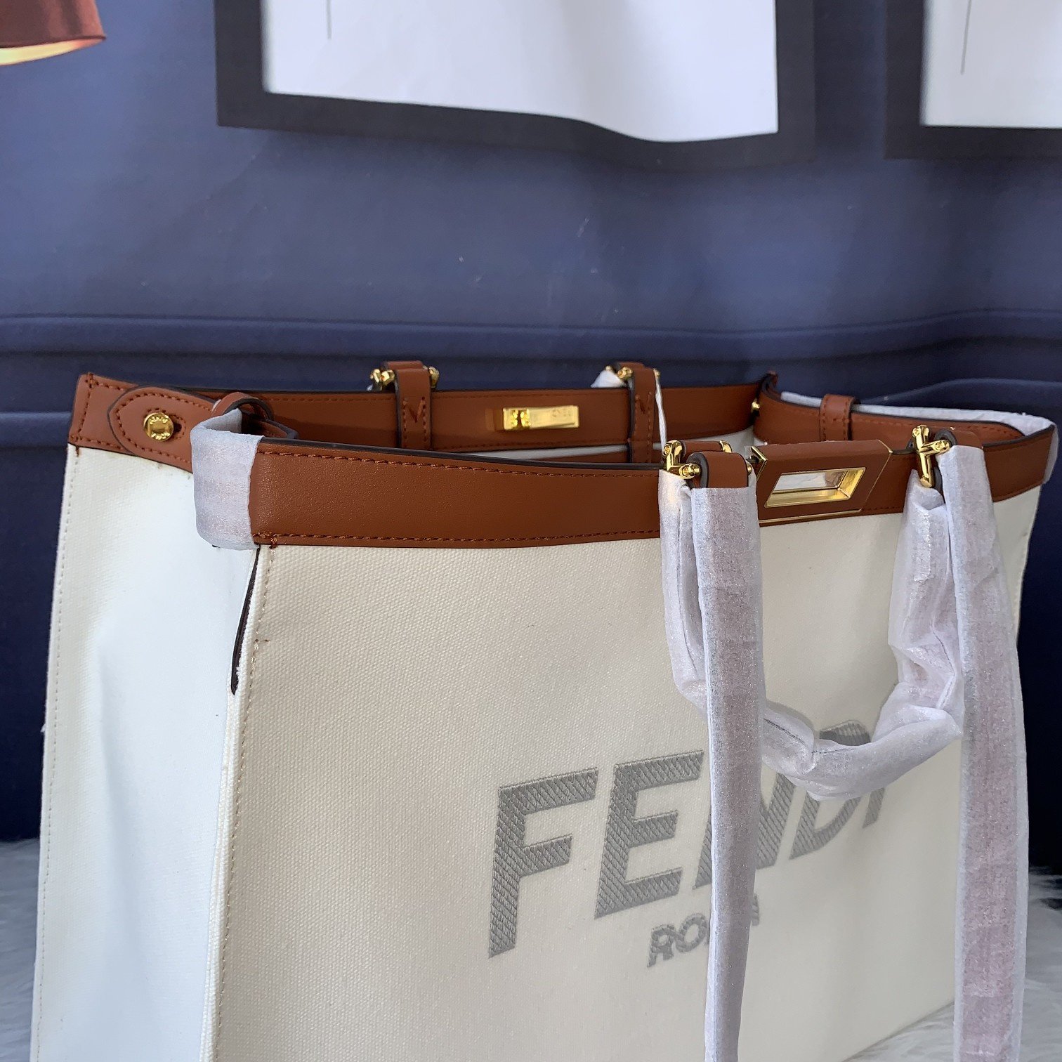 FENDI（フェンディ） ハンドバッグ41X29.5X16CM-BRAND OFF