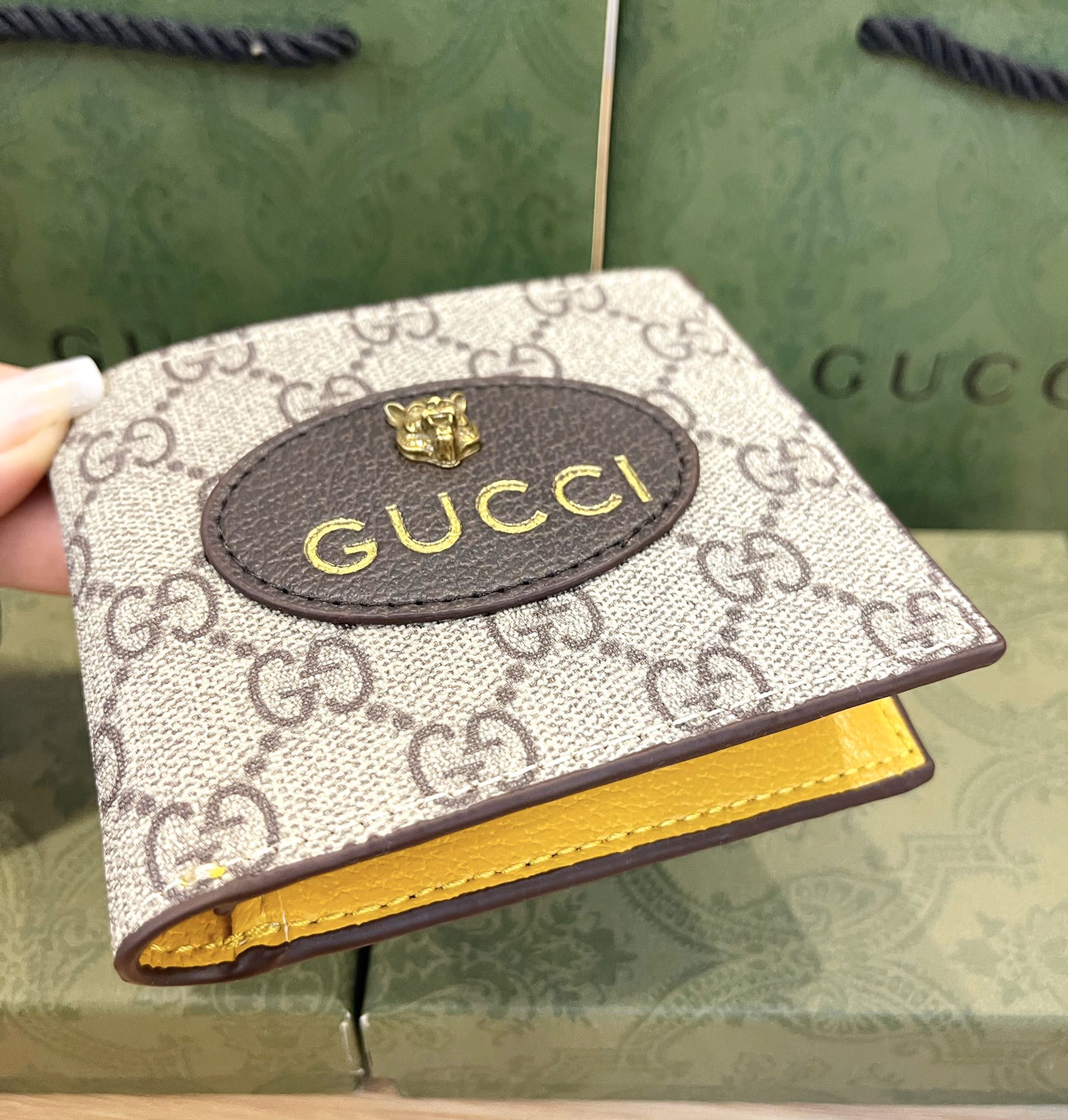 GUCCI(グッチ) ネオ ヴィンテージ GGスプリーム ウォレット-BRAND OFF