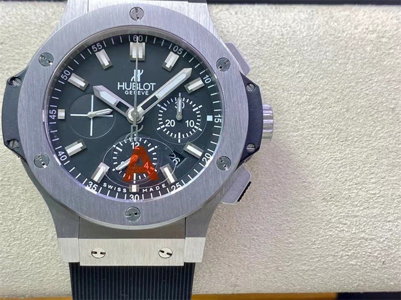 ウブロ ビッグバン スチール301.SX.1170.RX-BRAND OFF