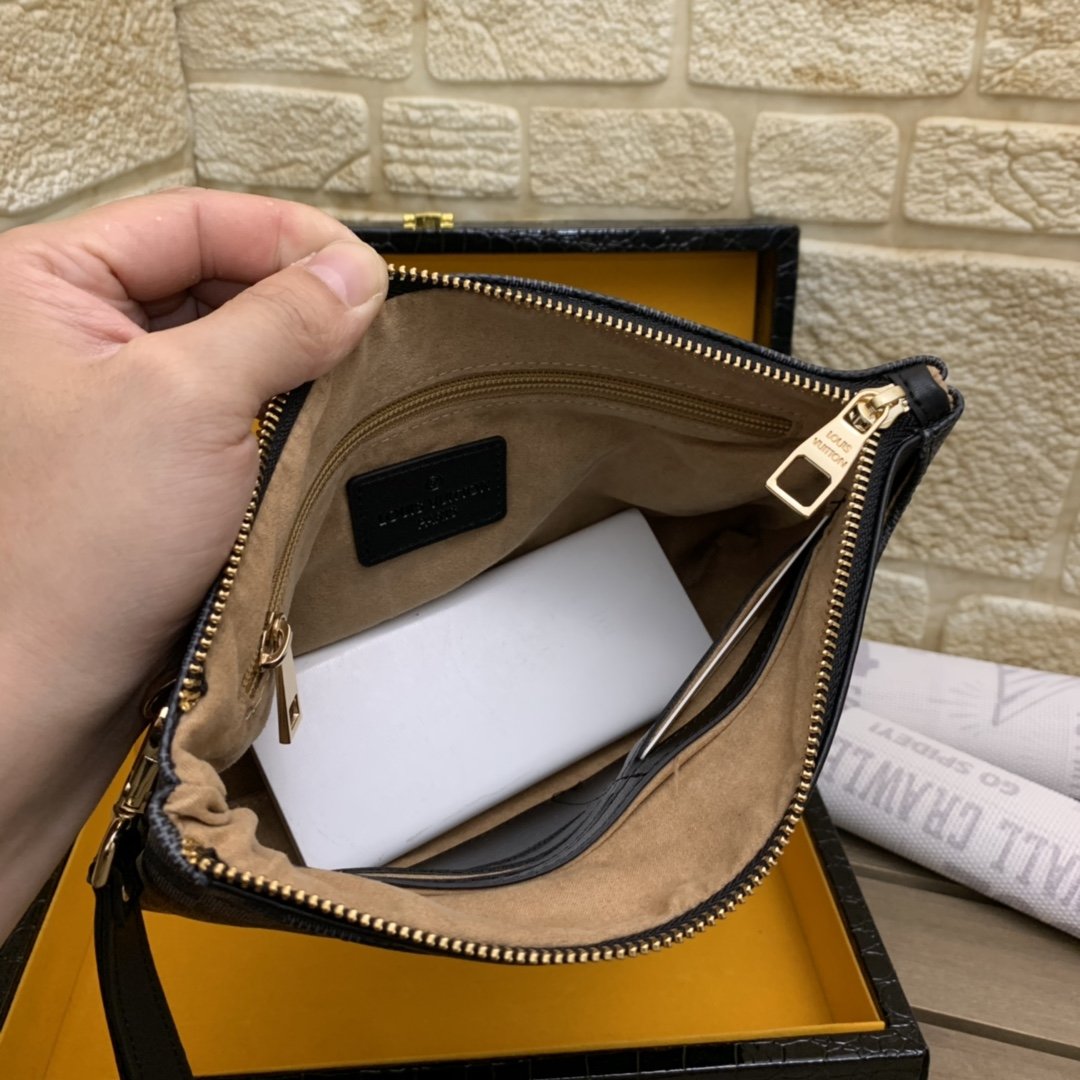 LOUIS VUITTON（ルイヴィトン）クラッチバッグ 28X19X3cm-BRAND OFF