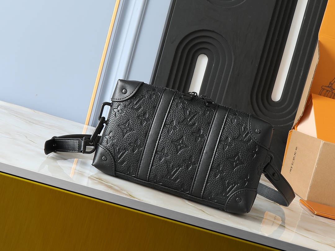 LOUIS VUITTON（ルイヴィトン）SOFT TRUNK WALLET ソフトトランク M80224-BRAND OFF