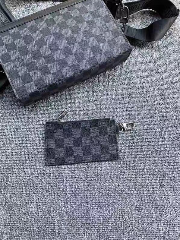 LOUIS VUITTON（ルイヴィトン）Gaston クロスボディバッグ M81124-BRAND OFF