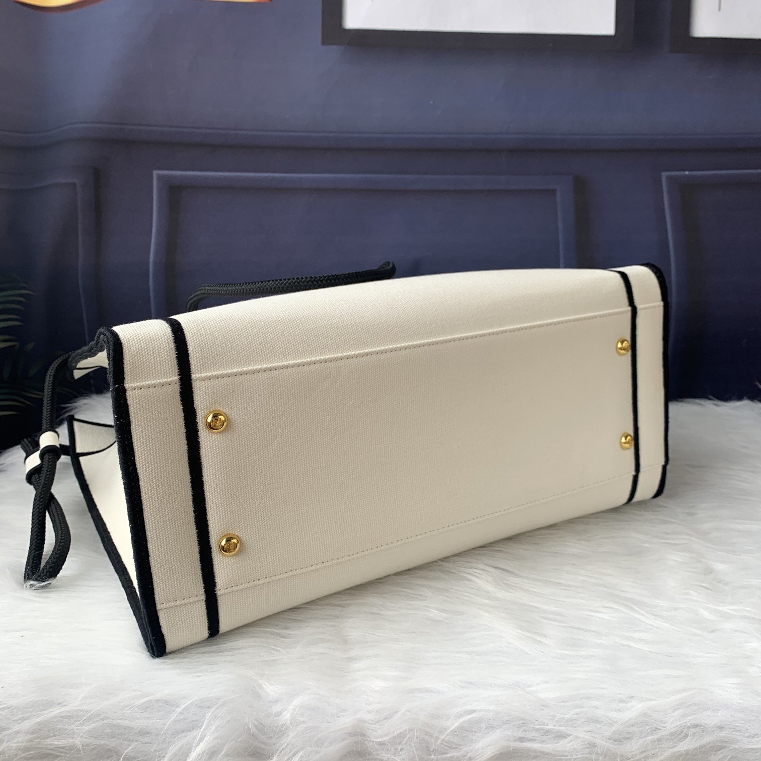 FENDI（フェンディ） ショルダーバッグ 36X13X27CM-BRAND OFF