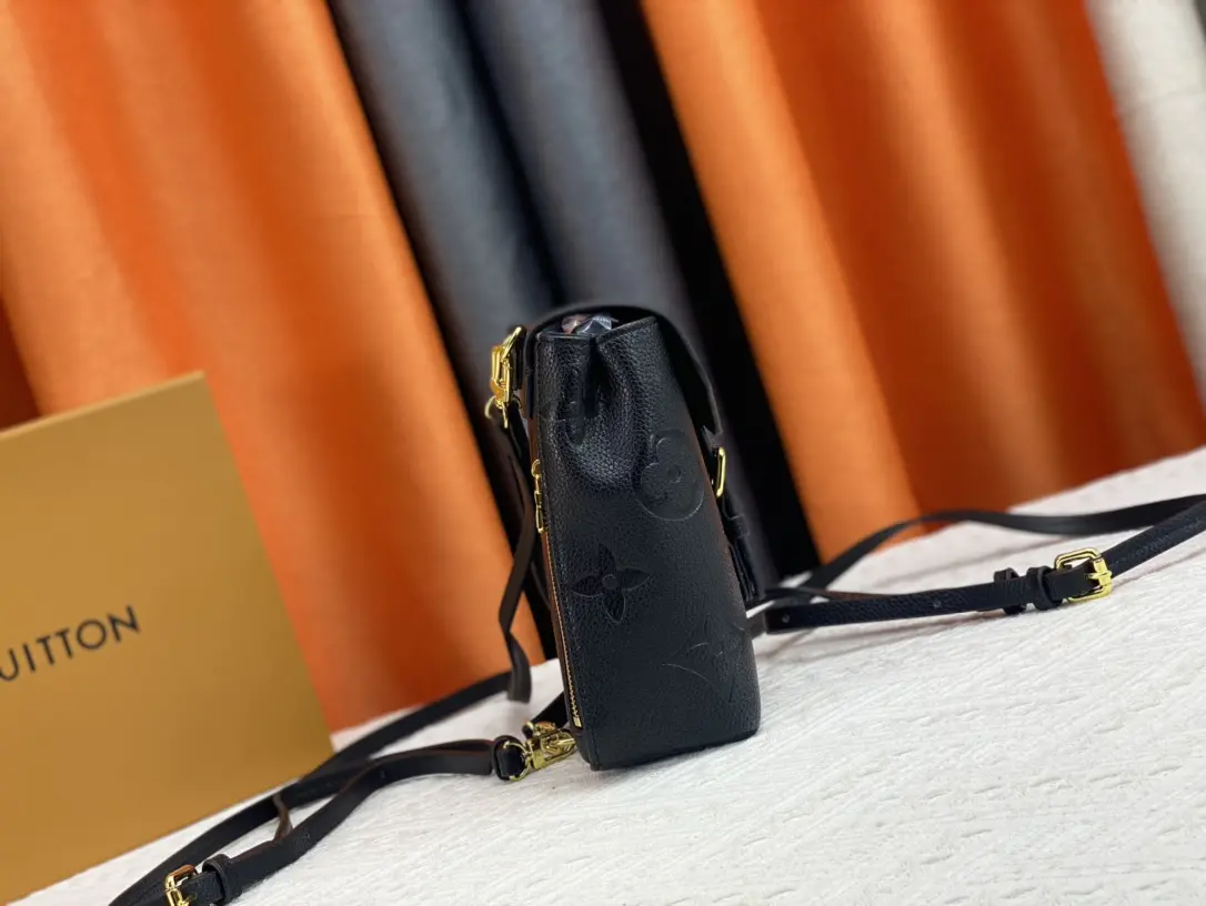 Louis Vuitton◇新しい小さなバックパックが発売されました M80738 80783 45764 81353-BRAND OFF