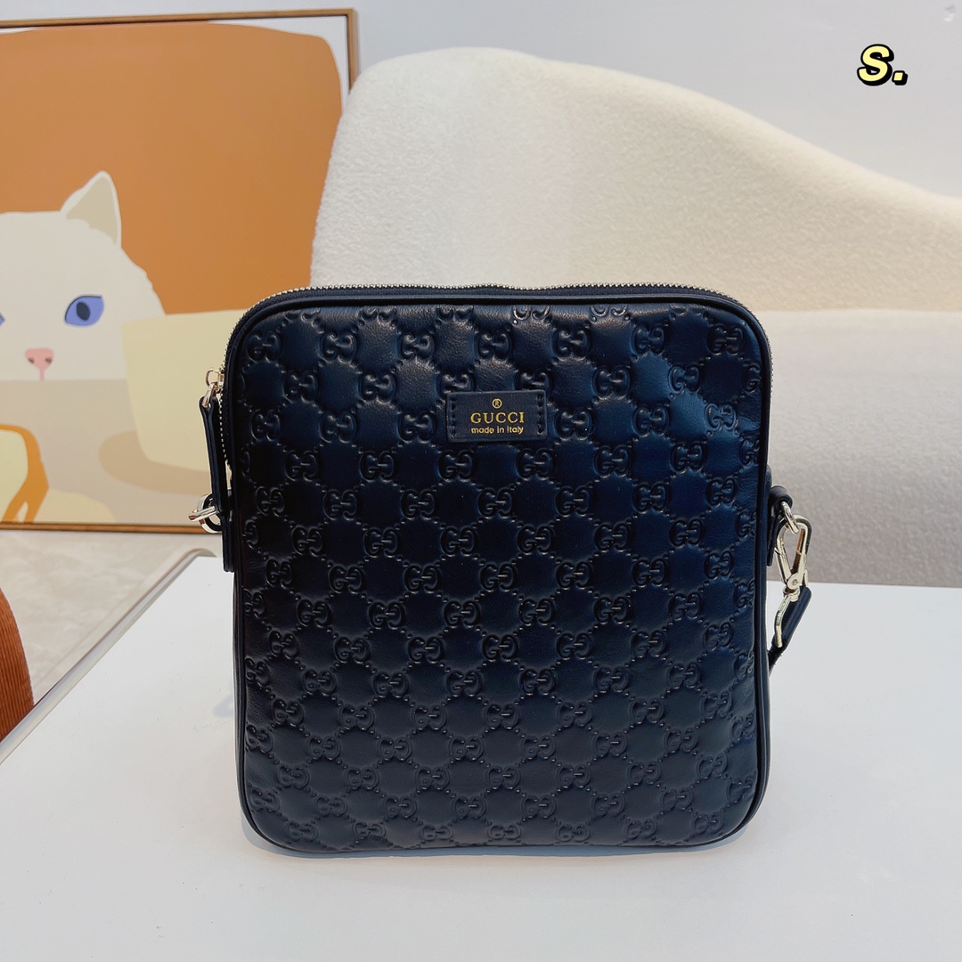 GUCCI（グッチ）クロスボディバッグ 25*5*27cm-BRAND OFF