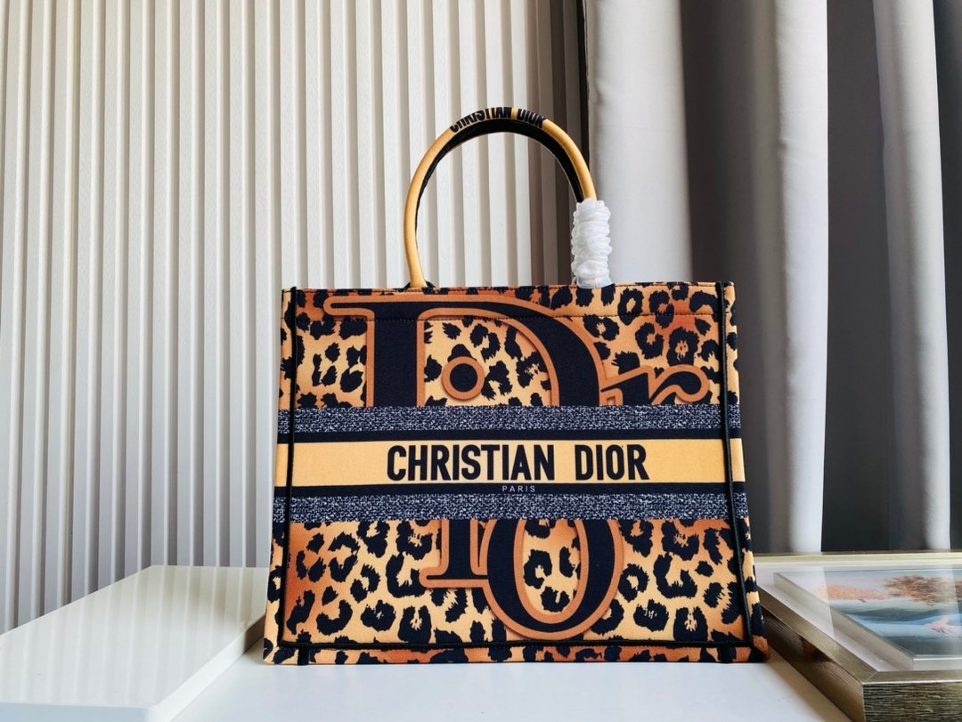 Christian Dior 【ディオール】トートバッグ 36cm-BRAND OFF