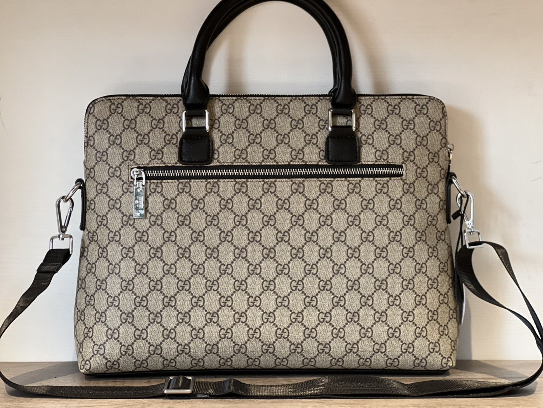 GUCCI 〔グッチ 〕ハンドバッグ-BRAND OFF