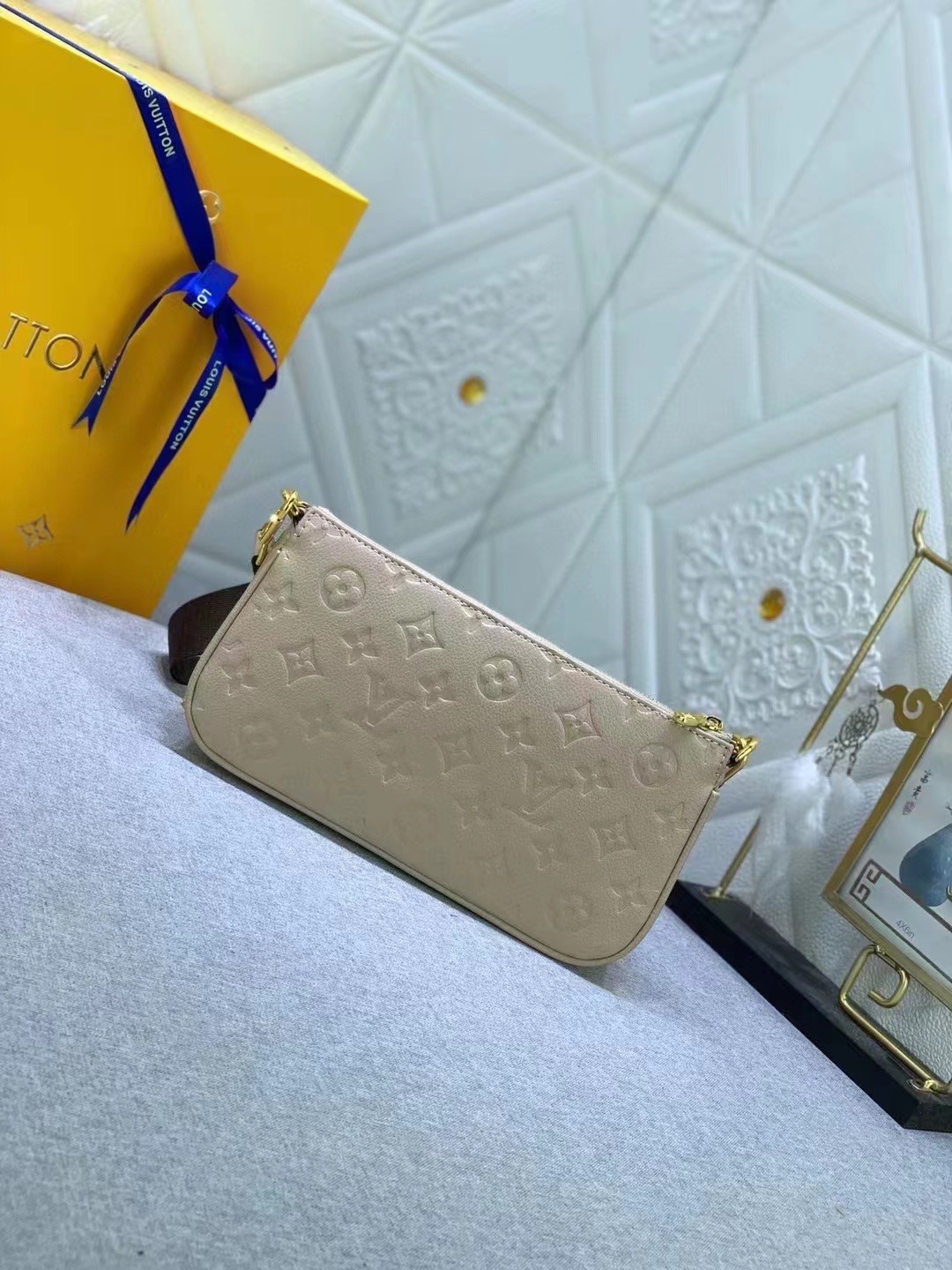 LOUIS VUITTON ルイヴィトン 3点セットのバッグ M44823-BRAND OFF
