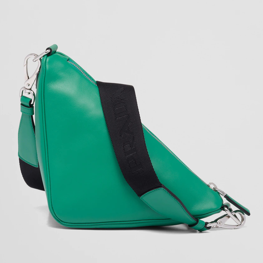 累積売上第１位☆新作☆ プラダ PRADA トライアングル レザーショルダーバッグ-BRAND OFF