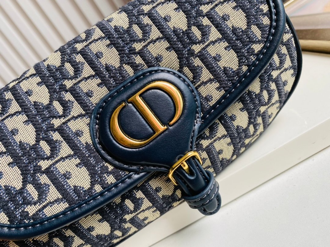 Christian Dior 【ディオール】Bobby ショルダーバッグ21x12x5cm-BRAND OFF