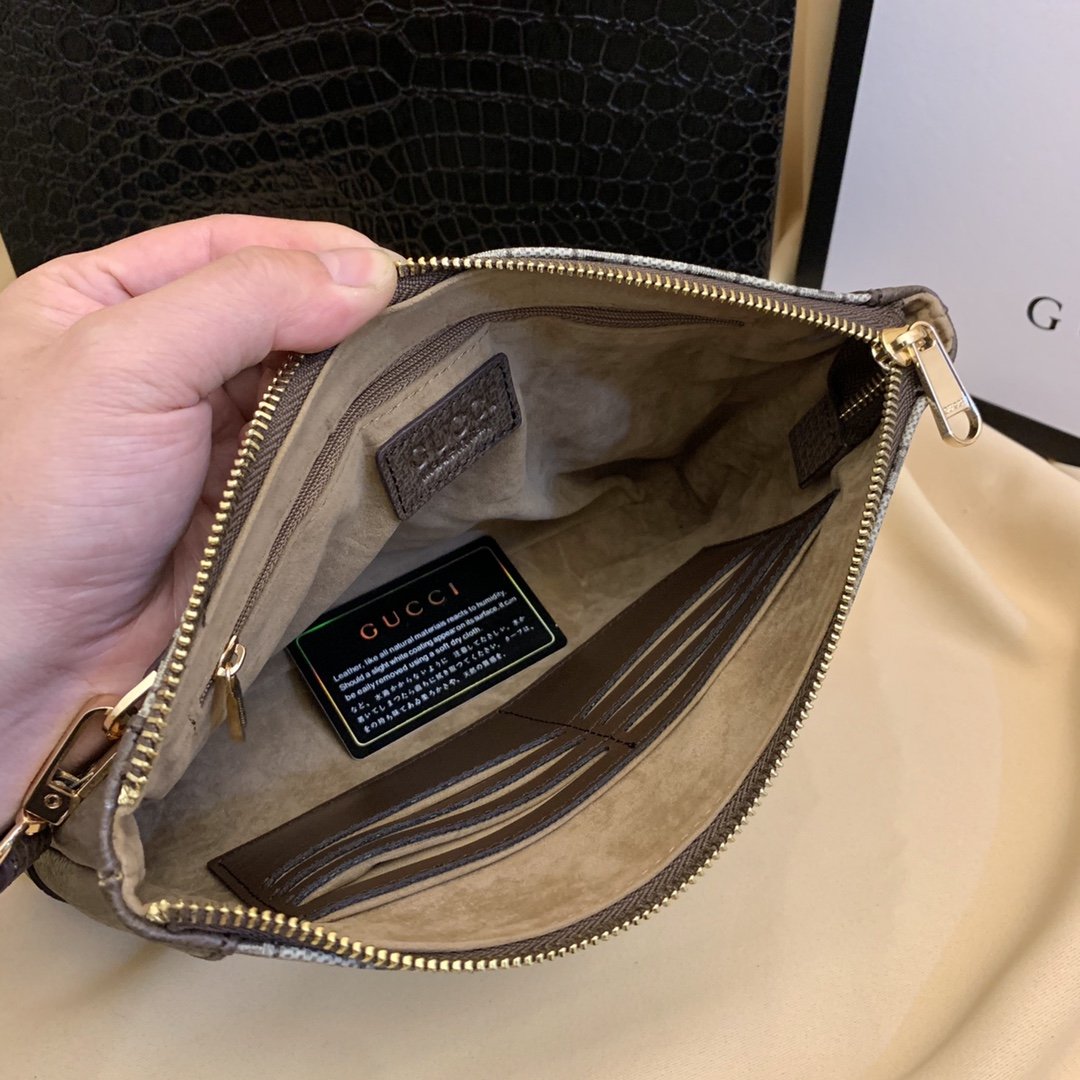 Gucci（グッチ）クラッチバッグ 28x18x4cm-BRAND OFF