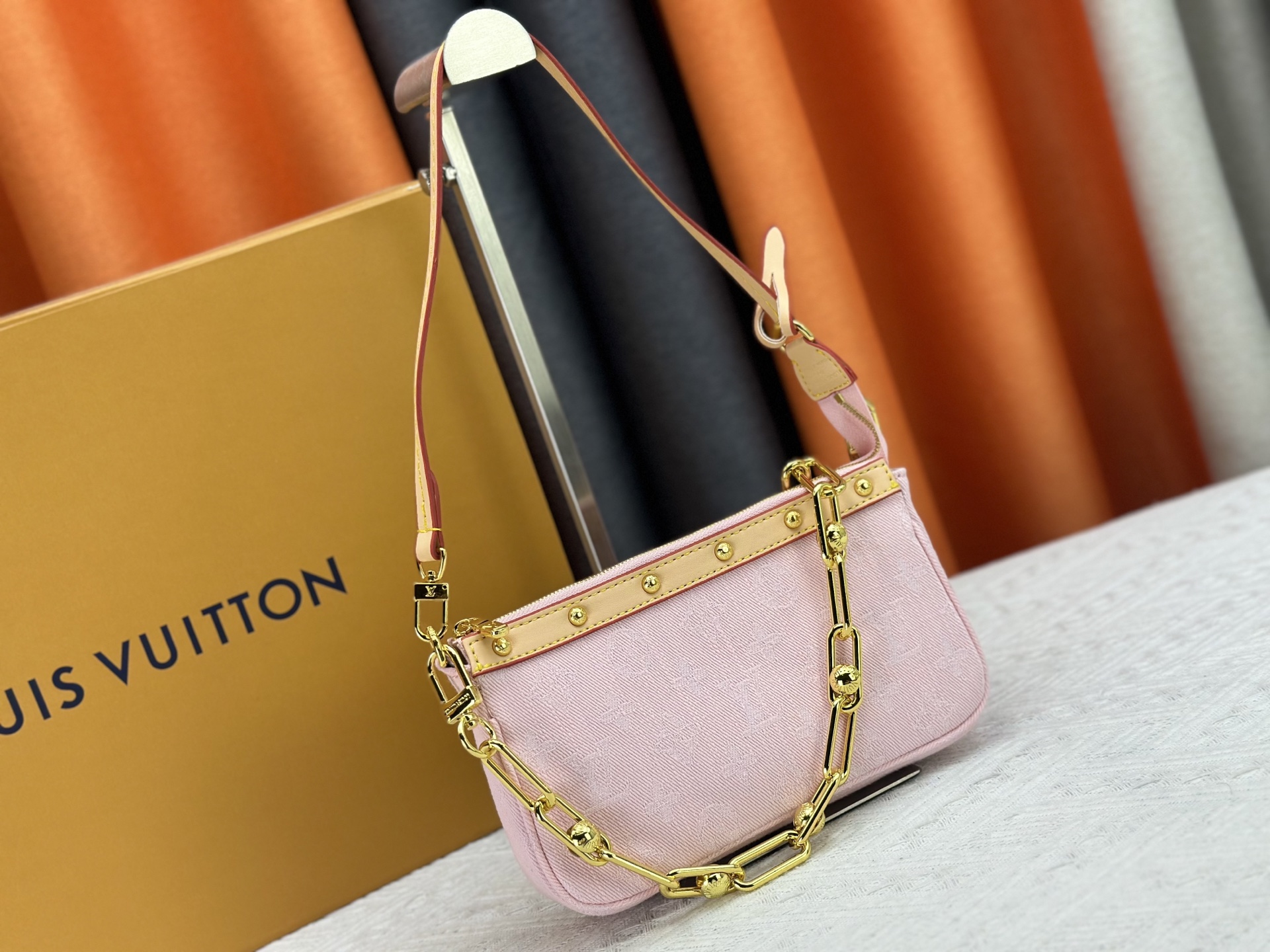 LOUIS VUITTON ルイヴィトン Pochette Accessoires デニムバッグ M13404-BRAND OFF