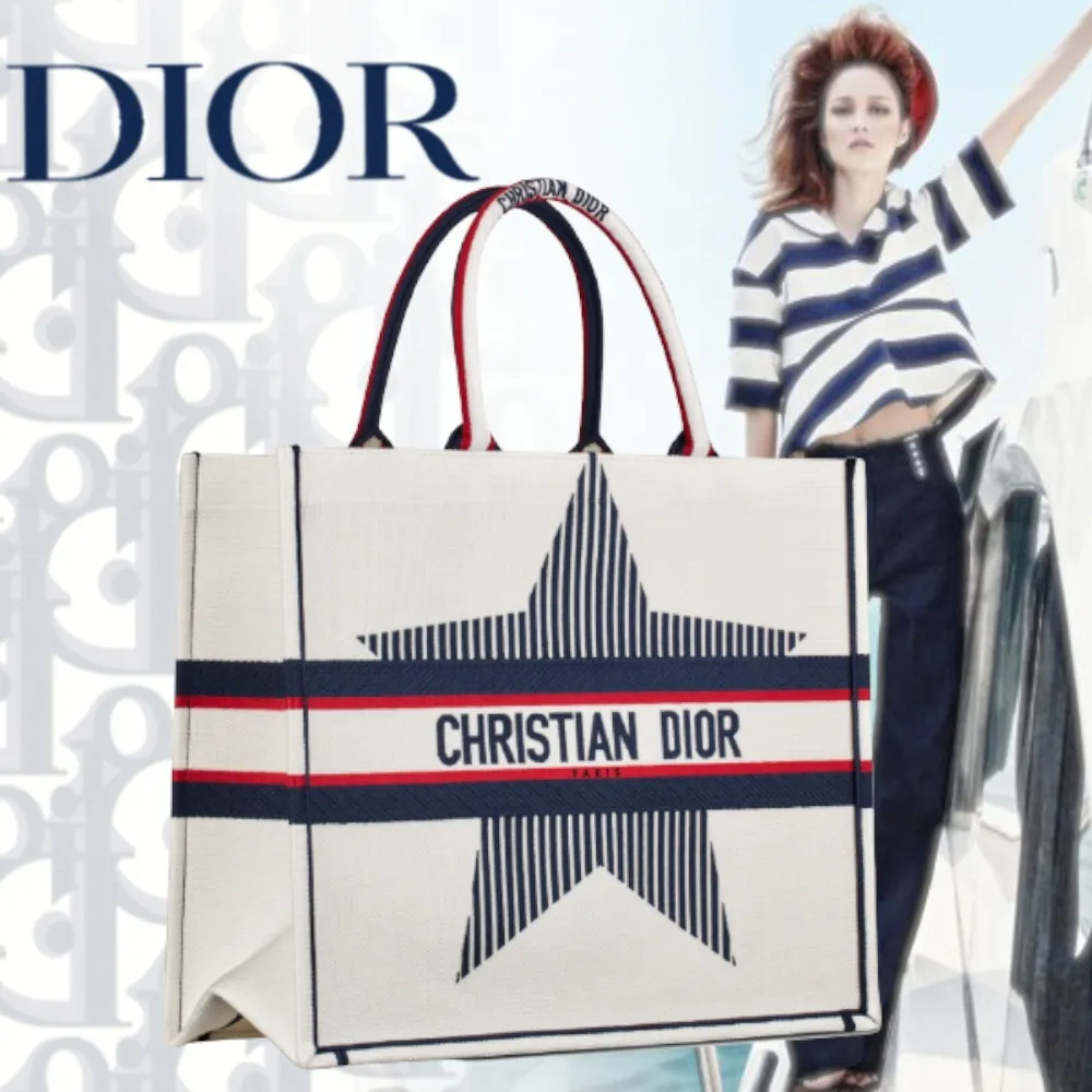 【DIOR】スターが際立つモダンカラー☆DIORALPS DIOR BOOK TOTE SE_M941-BRAND OFF