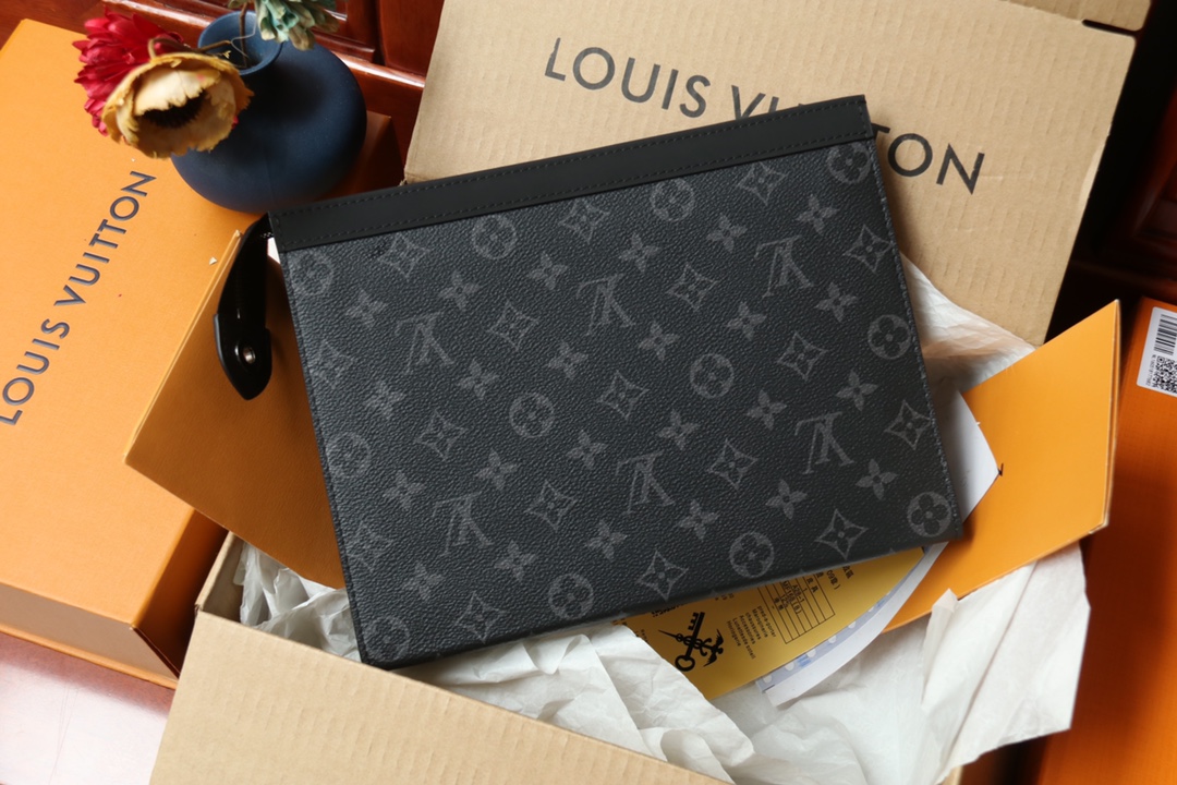 LOUIS VUITTON（ルイヴィトン）POCHETTE VOYAGE クラッチバッグ M61692-BRAND OFF