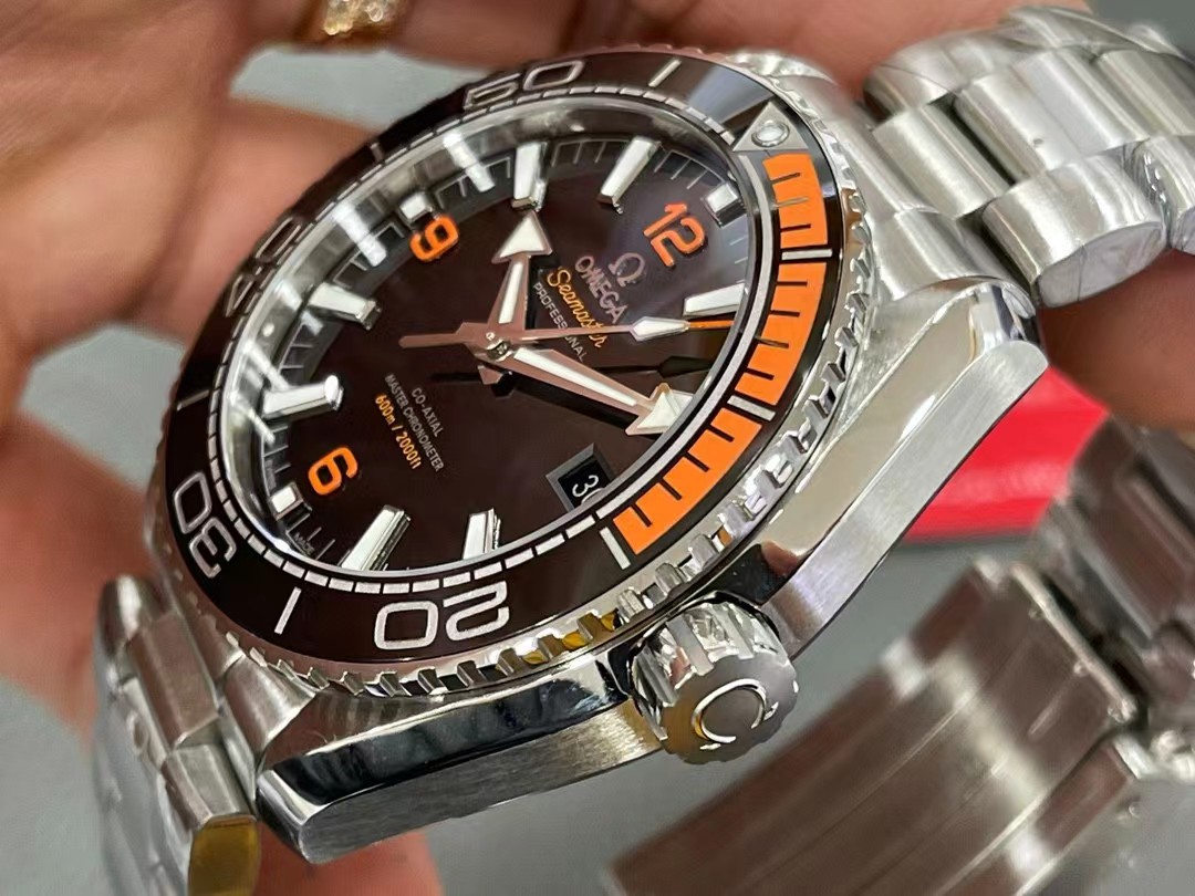 Omega Seamaster Planet Ocean Co-Axial Master Chronometer 215.30.44.21.01.002-BRAND OFF