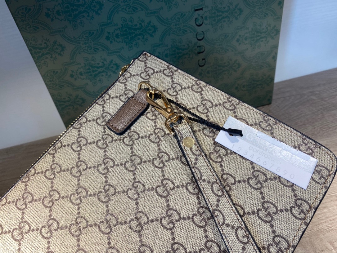 Gucci（グッチ）クラッチバッグ 27x18x3cm-BRAND OFF