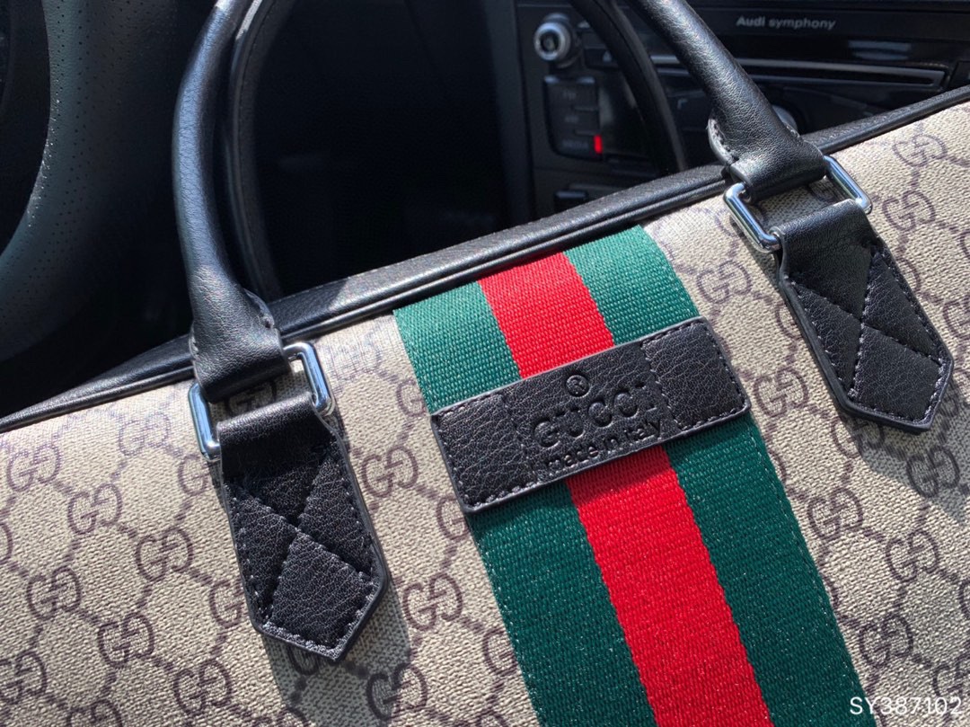GUCCI 〔グッチ 〕ハンドバッグ-BRAND OFF