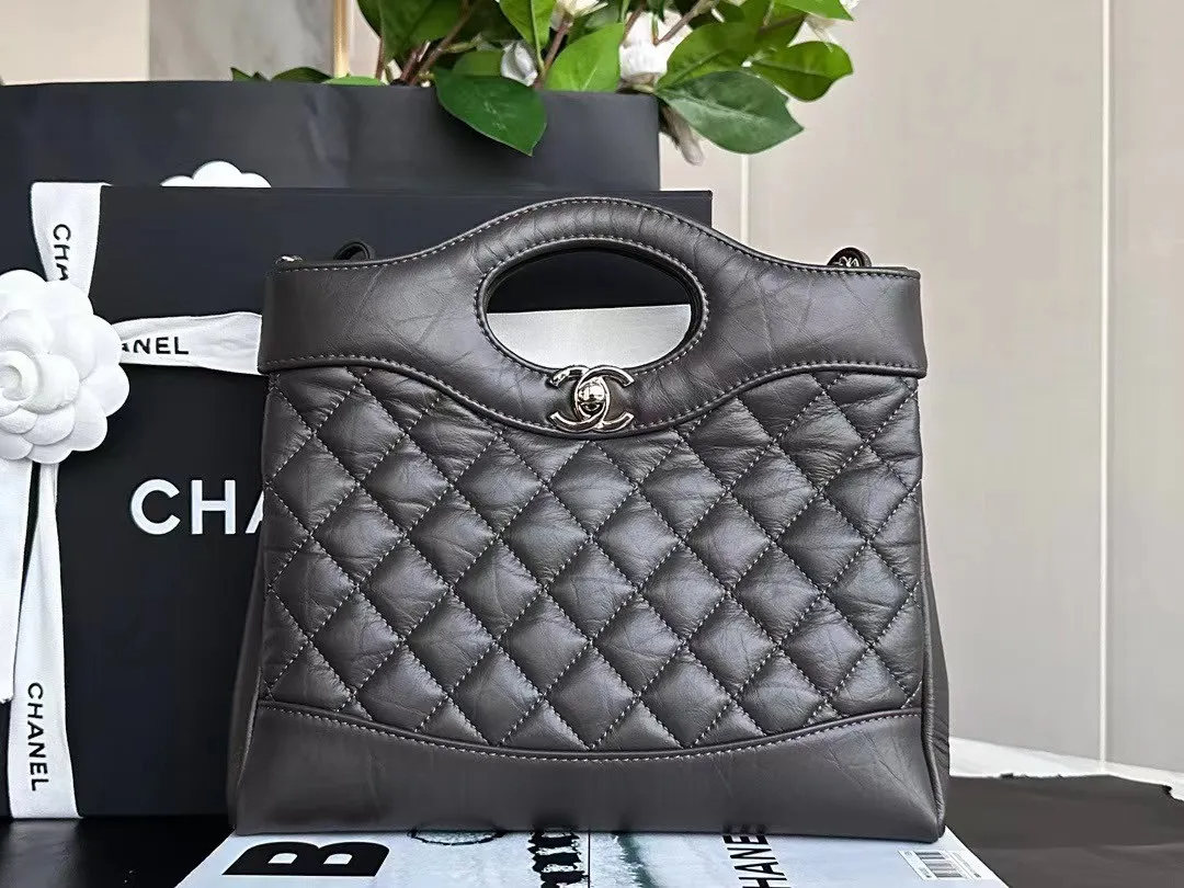 ★人気沸騰【 CHANEL 】CHANEL 31 ミニ ショッピング バッグ-BRAND OFF