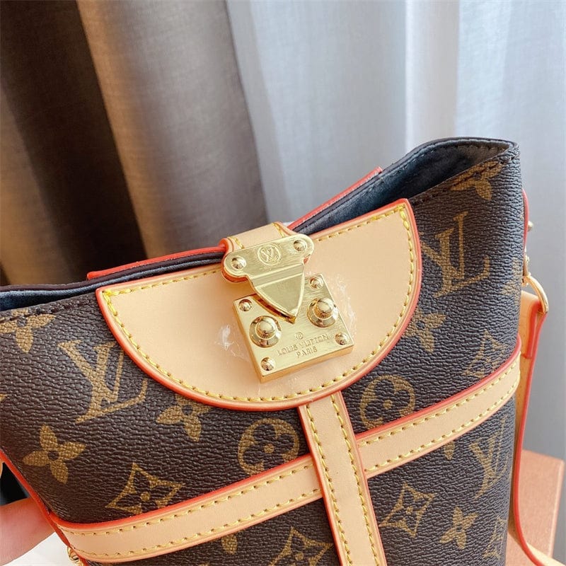 Louis Vuitton ダッフルバッグ MONOGRAM バケットバッグM43587-BRAND OFF