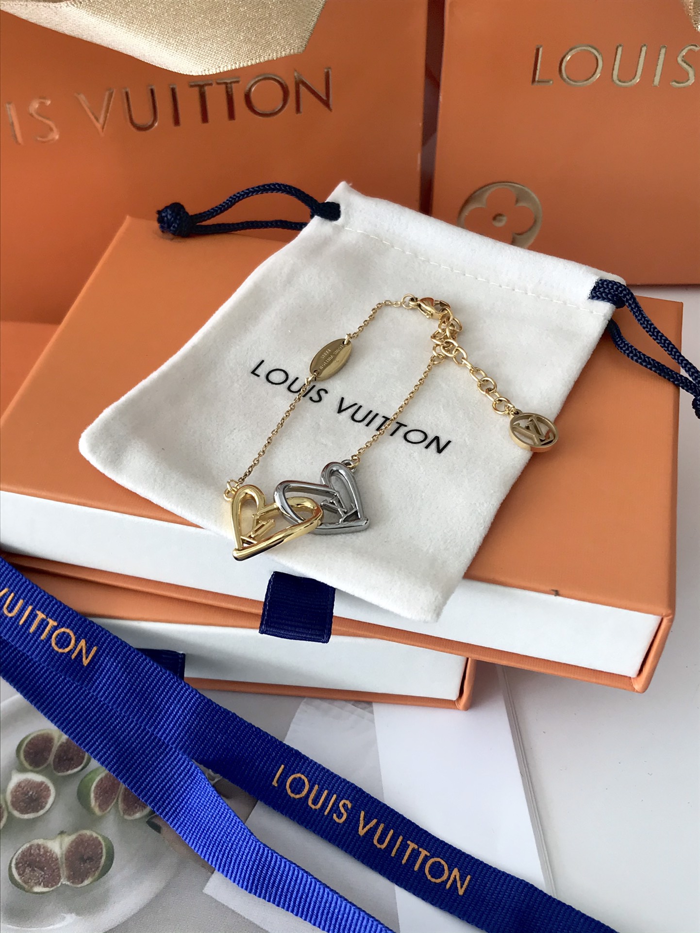 Louis Vuitton（ルイヴィトン）ブラスレ・ハート フォーリンラブ-BRAND OFF