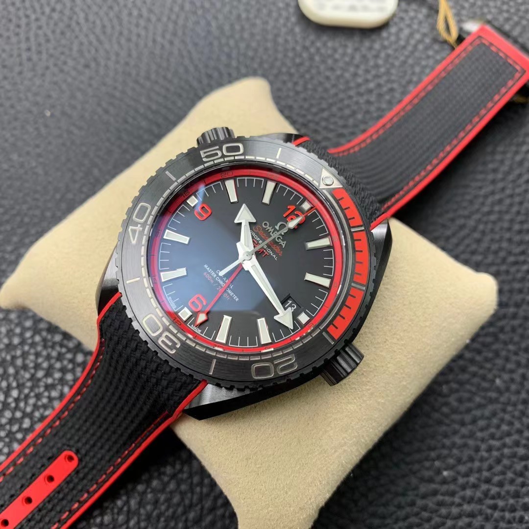 Omega Seamaster Planet Ocean Master Chronometer GMT Deep Black 215.92.46.22.01.003-BRAND OFF