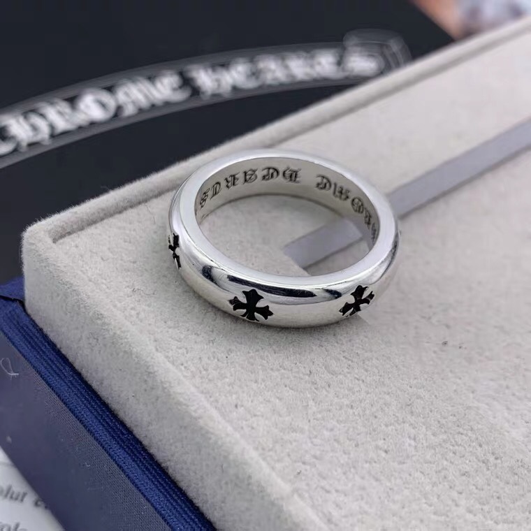 【Chrome Hearts】  男性と女性のためのクロエハートファッションパーソナリティリング-BRAND OFF