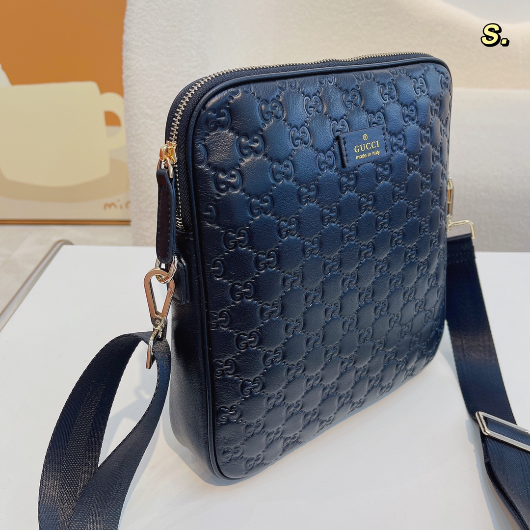 GUCCI（グッチ）クロスボディバッグ 25*5*27cm-BRAND OFF