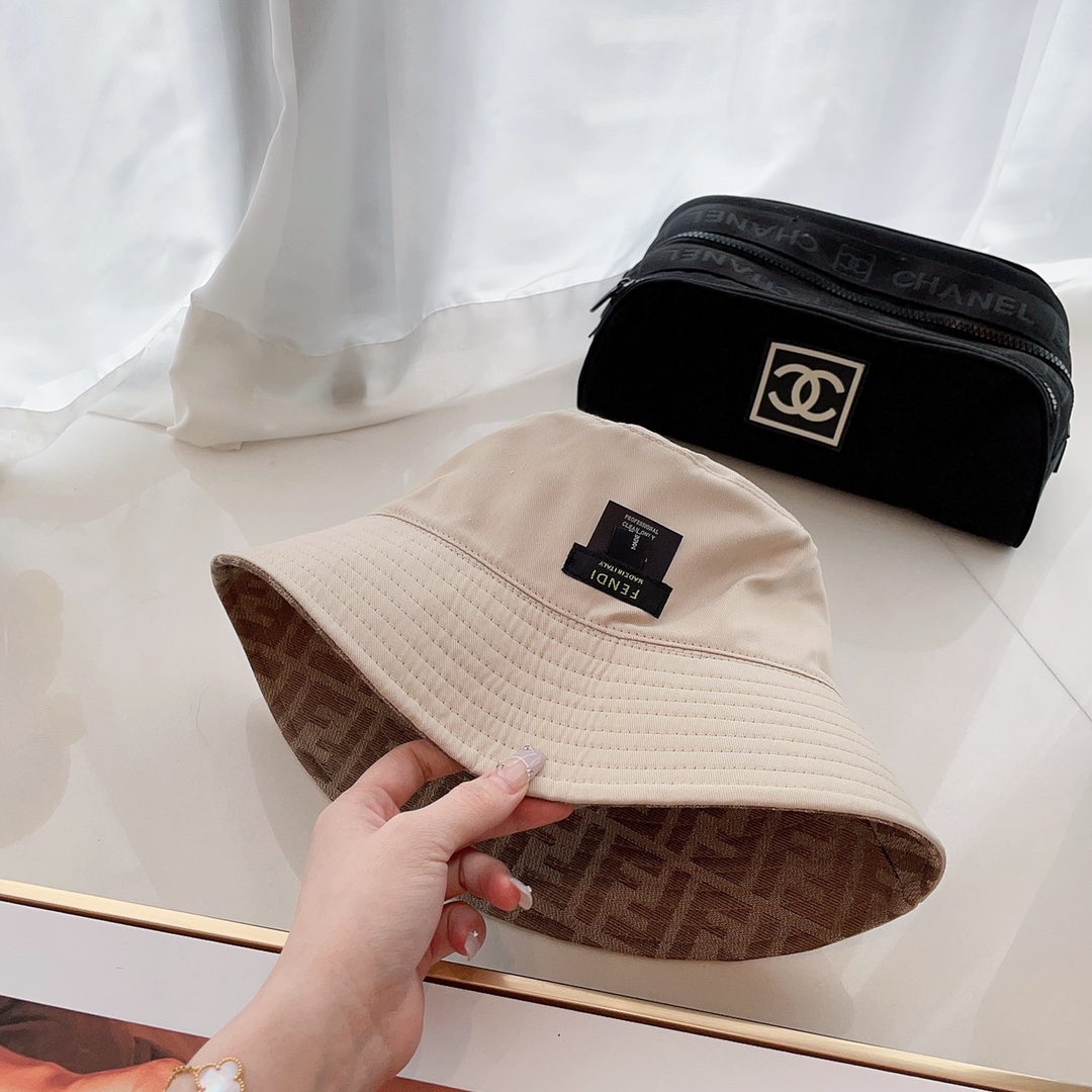 【2026】FENDI(フェンディ)フィッシャーマンズハット-BRAND OFF