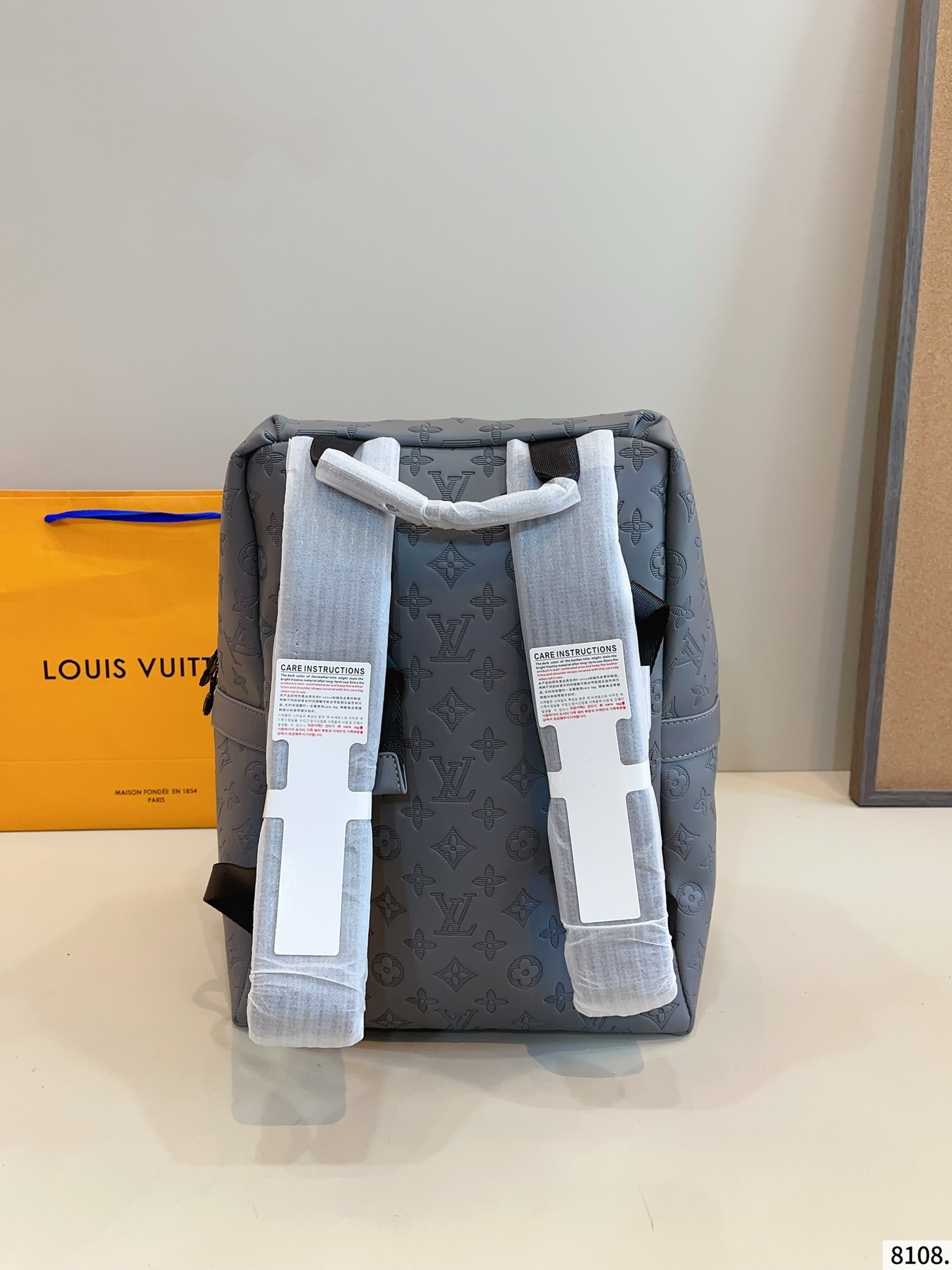 LOUIS VUITTON ルイヴィトン ★大人気 バックパック 29*15*38cm-BRAND OFF