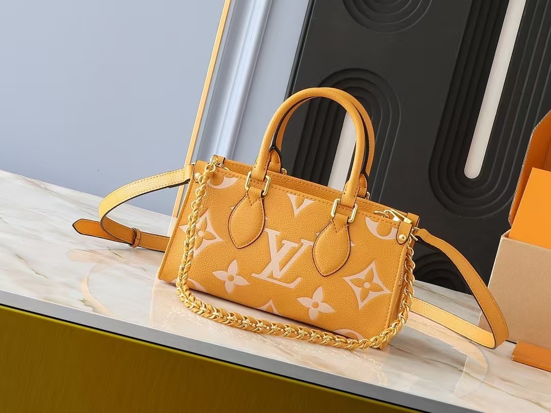 【LOUIS VUITTON旗艦店】ルイヴィトン  小さなトートバッグ ONTHEGO EAST WEST-BRAND OFF