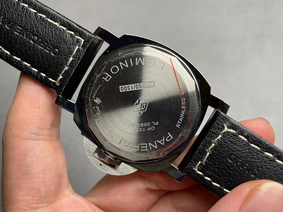 パネライ ルミノール ロゴ44mm PAM01084-BRAND OFF
