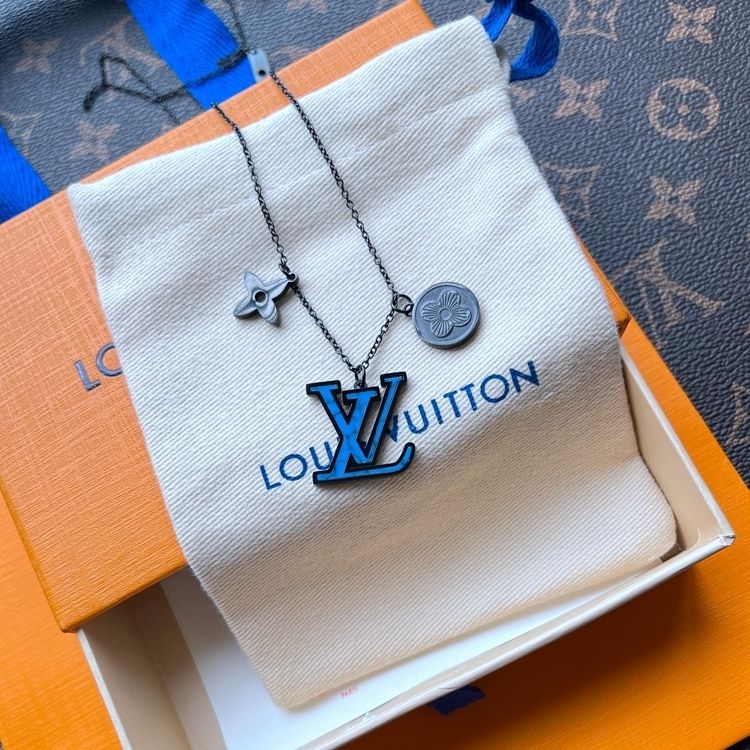 LOUIS VUITTON（ルイヴィトン）ネックレス-BRAND OFF