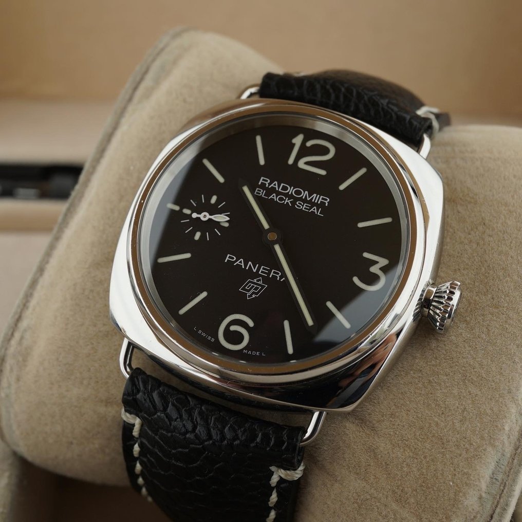 パネライ ラジオミール・ブラックシール・ロゴ 45MM  PAM00754　-BRAND OFF