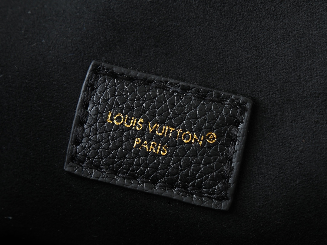 LOUIS VUITTON ルイヴィトン Anytime Flap Bag バッグ M14604 M14973-BRAND OFF