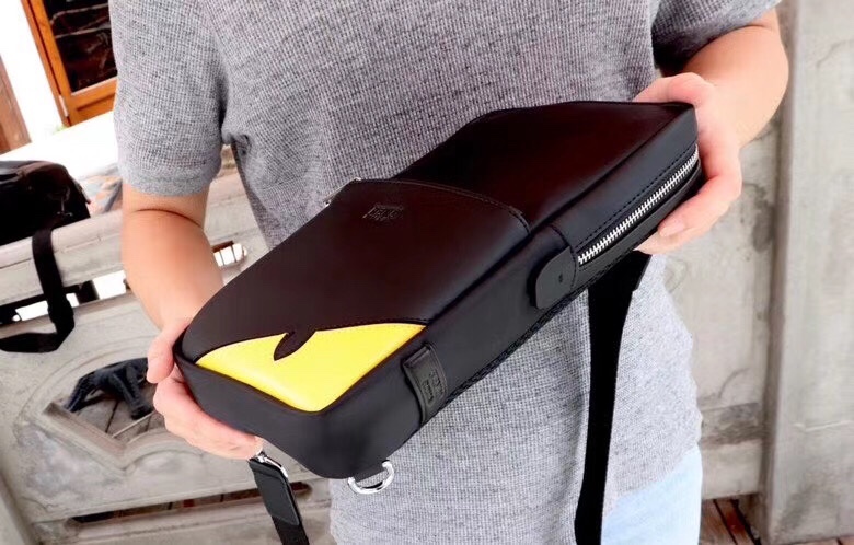 【FENDI 公式 旗艦店】フェンディ チェストバッグ 当日出荷 好評に付き再入荷！30*17*6CM-BRAND OFF