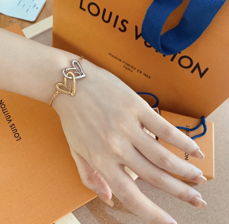 Louis Vuitton（ルイヴィトン）ブラスレ・ハート フォーリンラブ-BRAND OFF