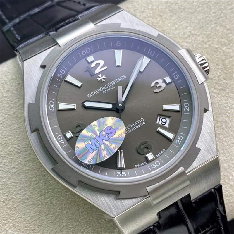 ヴァシュロン・コンスタンタン オーヴァーシーズ 47040/000W-9500-BRAND OFF