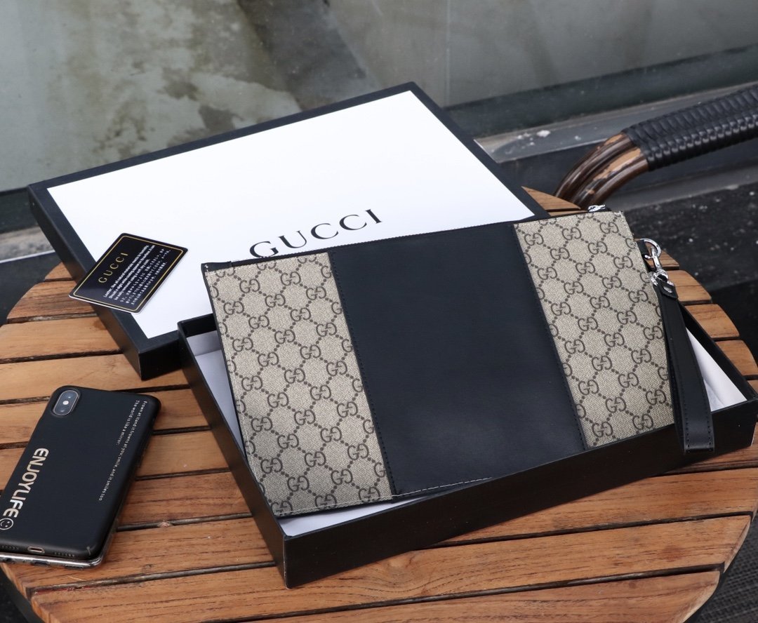 Gucci（グッチ）クラッチバッグ 30.5x21x1.5cm-BRAND OFF